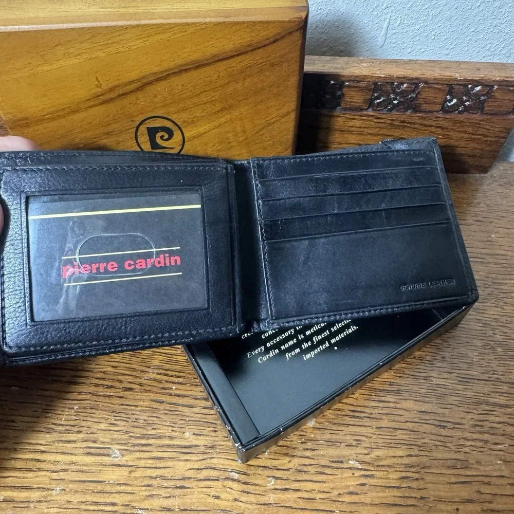 NOS Pierre Cardin Brown Leather Passcase Billfold Wallet w/ Box Vintage